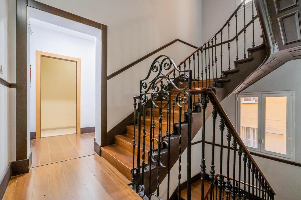 For You Rentals Elegante Y Bonito Apartamento Temporal En El Corazon De Madrid Inf1C Exterior foto