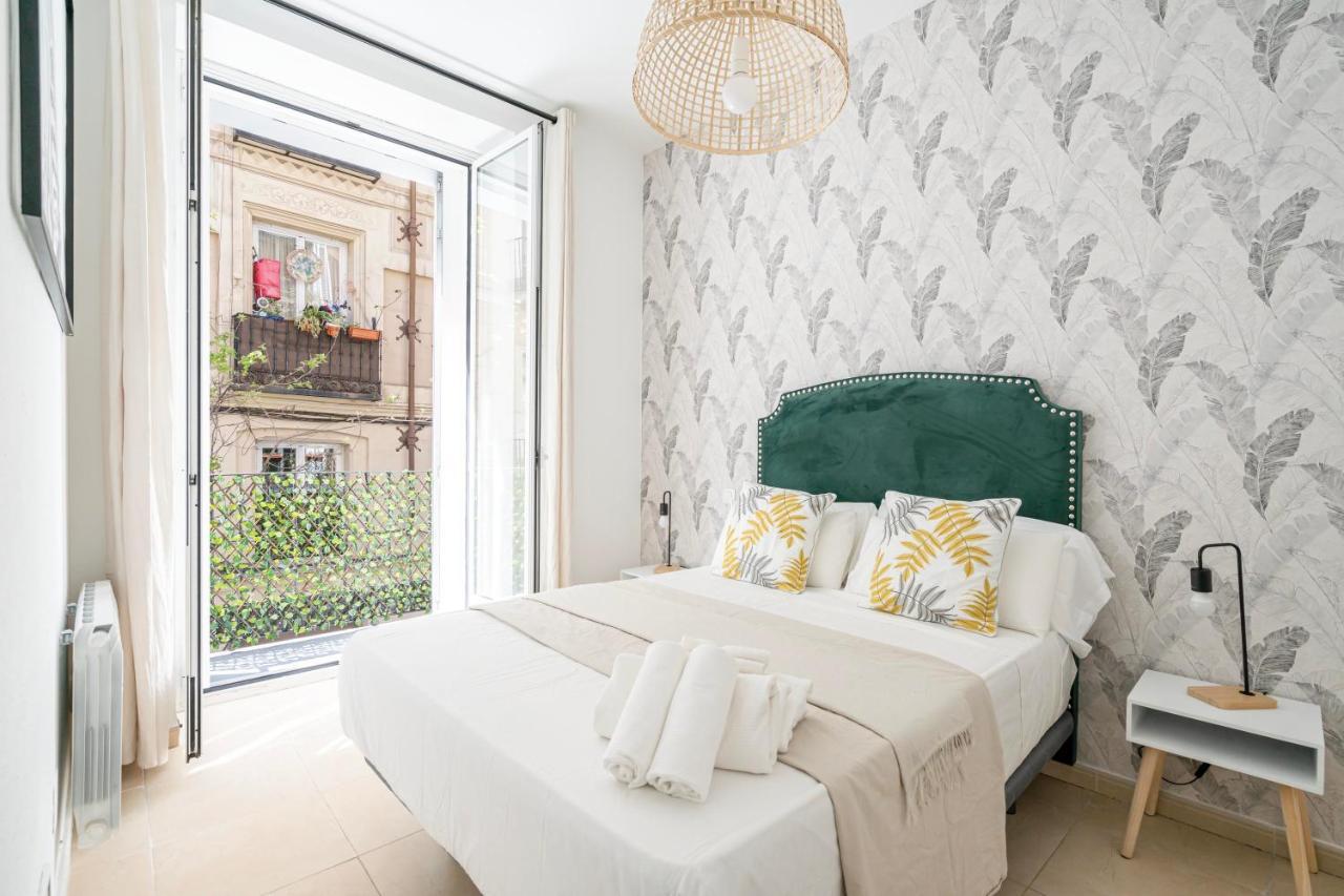 For You Rentals Elegante Y Bonito Apartamento Temporal En El Corazon De Madrid Inf1C Exterior foto